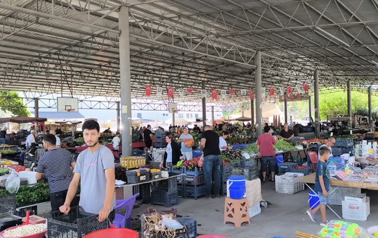 İYİ Parti Osmaniye İl Başkanı Kılıç'a dert yanan esnaf: 'Ekonomi gitti, insanlar öldü, kefenleyip gömecek adam lazım'