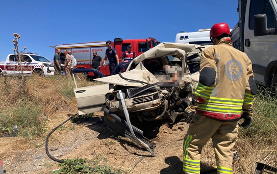 Manisa'da Trafik Kazası: 1 Ölü, 1 Yaralı