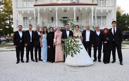 İş, siyaset ve cemiyet dünyası bu düğünde buluştu