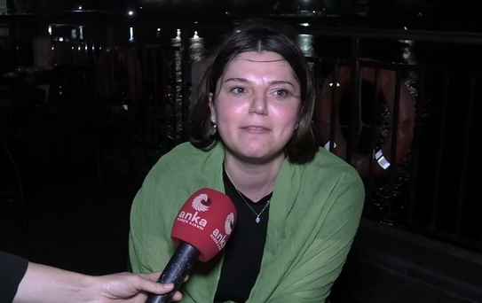 İstanbul Kitapçısı Kadıköy Şubesi'ndeki açık hava sinema keyfi izleyicilerden tam not aldı