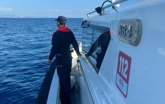 Didim'de Sürüklenen Botun İçindeki Kişi Kurtarıldı