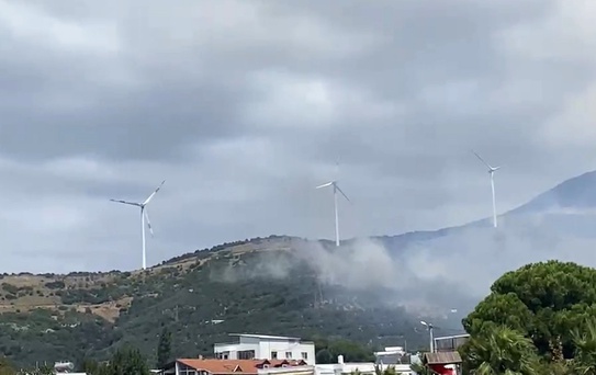 Narlı’daki yangınına havadan ve karadan müdahale ediliyor