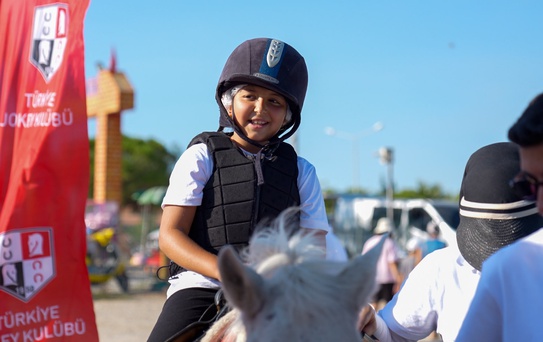 Didim Belediyesi, çocukları “Pony Club” etkinliğinde buluşturdu
