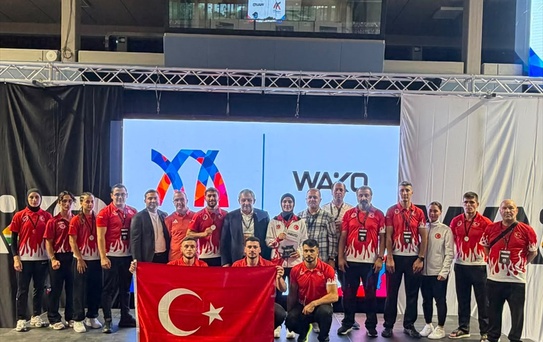 Kick Boks Milli Takımı'ndan Madalya Yağmuru
