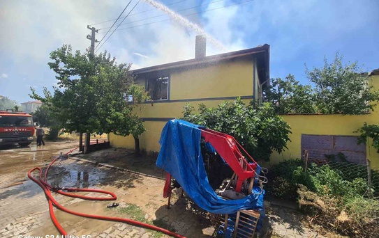 Başağaç Köyü'nde Ev Yangını