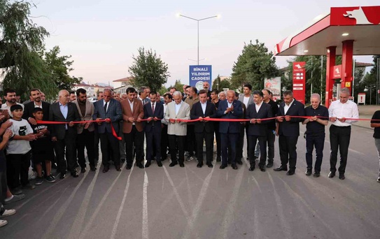 Çayırlı’da Binali Yıldırım Caddesi hizmete açıldı
