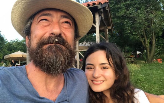 Feridun Düzağaç'tan hayranlarını üzen haber: Sahnelere ara veriyor