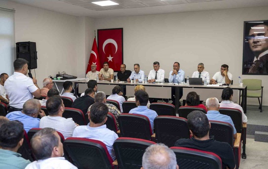Silifke’de mahalle muhtarları istişare toplantısında buluştu