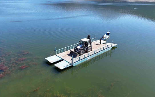 Mada Adası'na İş Makinesi Sevkiyatı