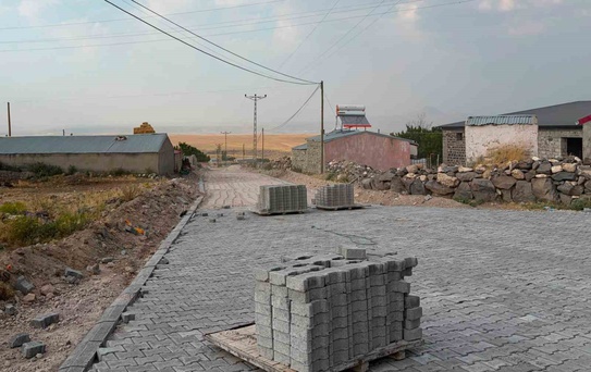 Digor'da Kırsal Altyapı Çalışmaları Devam Ediyor