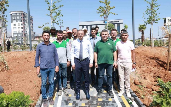 Onikişubat'ta güvenli ve modern parklar