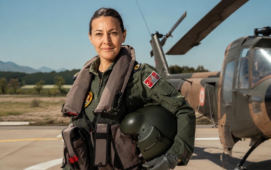 Bir mektup hayatını değiştirdi! Türk Hava Kuvvetleri'nin ilk kadın generali böyle yetişti