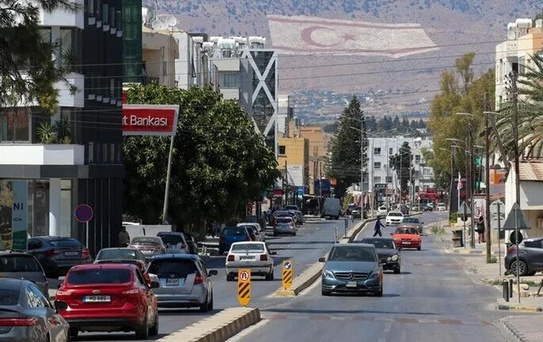 KKTC’yi aşırı sıcaklar vurdu! Öğle saatlerinde çalışmak yasaklandı