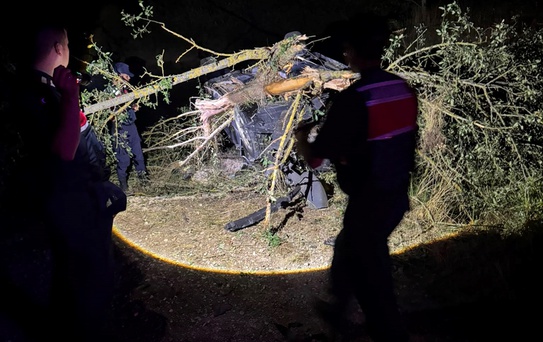 Yeniçağa'da Takla Atan Araçta 2 Yaralı