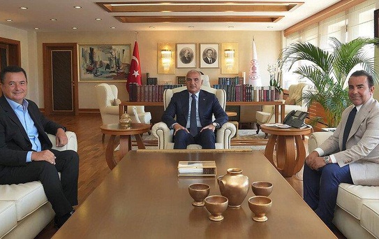 Kültür ve Turizm Bakanı Ersoy, Acun Ilıcalı'yı ağırladı