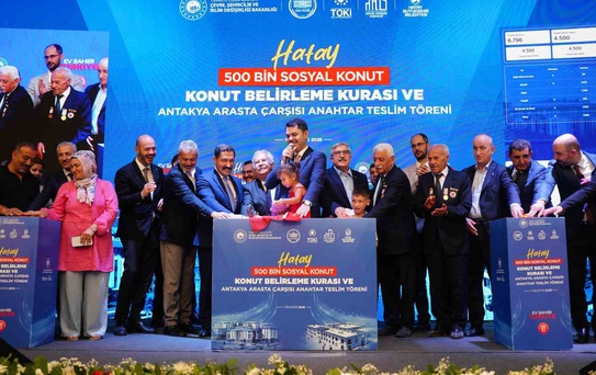 Bakan Kurum: Hatay'da konutlar Ekim'de teslim edilecek