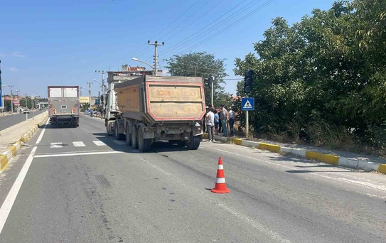 Tırın Çarptığı Yaya Yaralandı