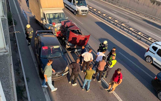 Körfez'de Zincirleme Kaza: Yaralı Yok