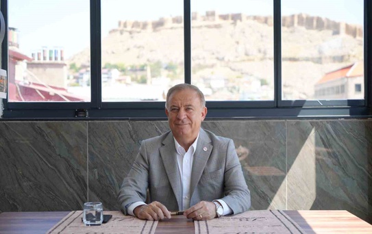 Gökan Zeybek Bayburt'ta Teşkilatlanma Açıklamaları Yaptı