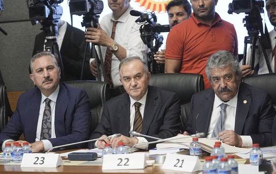 MHP ve CHP'den Barış Kanun Teklifi Açıklamaları