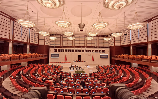 TBMM'de Barınma Krizi Tartışıldı
