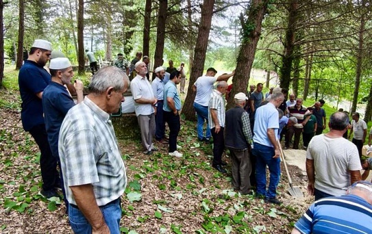 Aynı Gün Ölüm: Eşlerden İkisi de Hayatını Kaybetti