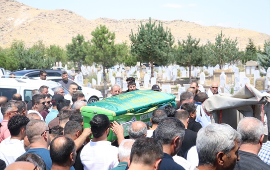 20 Yaşında Boğulan Uğur Kaan Defnedildi