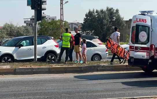 Karapınar'da Trafik Kazası: 2 Yaralı