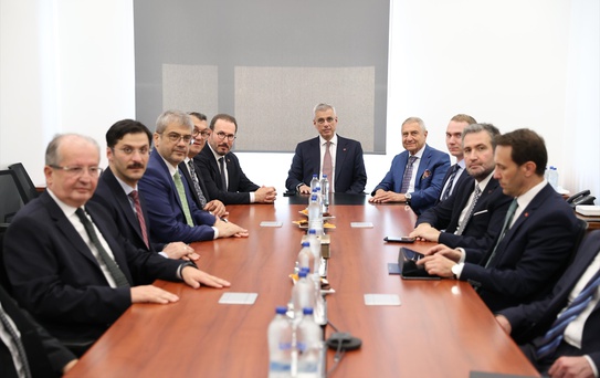 Bakan Memişoğlu Çerkezköy İlaç Tesislerini Ziyaret Etti