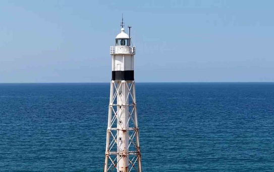 146 yıldır Karadeniz’de denizcilere yol gösteriyor, tarihi kimliğiyle ziyaretçilerin ilgisini çekiyor