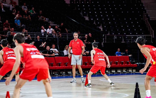 Basketbol Antrenör Gelişim Semineri Ankara'da Düzenlendi