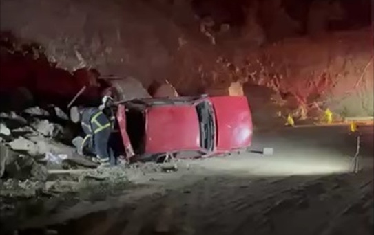 Gaziantep'te Otomobil Şarampole Devrildi
