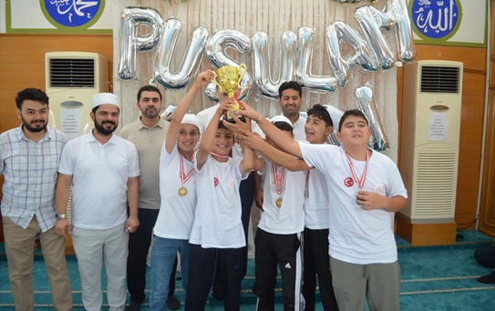 Çocuklar İçin Futbol Maçı Düzenlendi