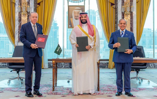 Mekke Paktı İmzalandı: Türkiye, Suudi Arabistan ve Pakistan Ortak Savunmada