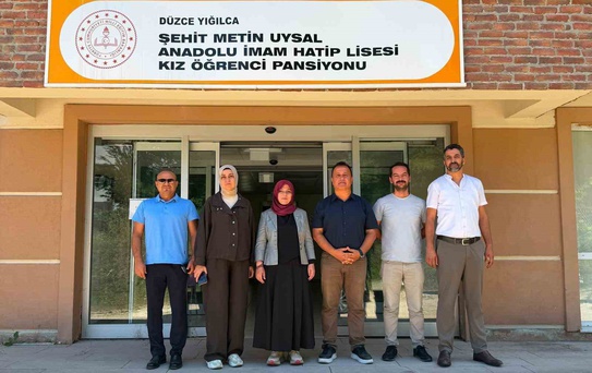 Özer, Kız Öğrenci Pansiyonunu İnceledi