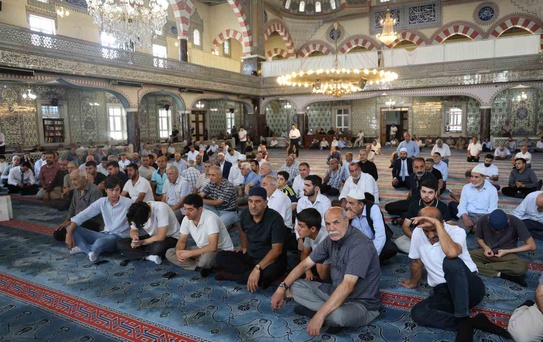 Ezanı Güzel Okuma Yarışması'nda Burhan Eser Birinci Oldu