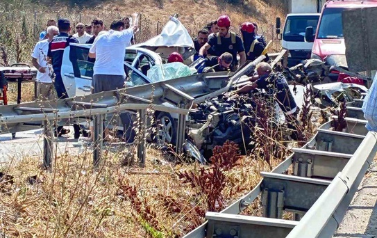 Bursa'da Feci Kaza: Sürücü Hastaneye Kaldırıldı