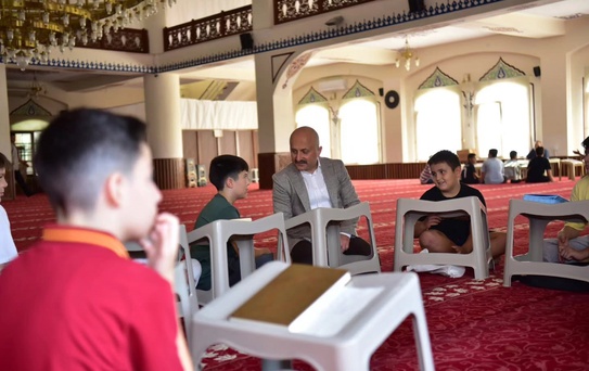 Vali Varol, Yaz Kur'an Kursunu Ziyaret Etti