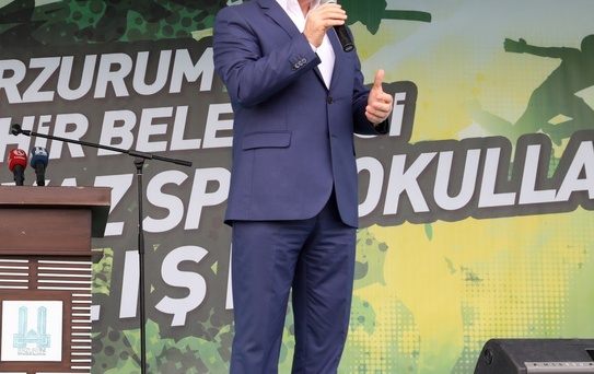 Başkan Sekmen: 'Gençliğe yapılan yatırım, geleceğe yapılan yatırımdır'