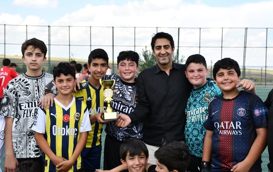 Kars’ta Yaz Kur’an Kursları Futbol Turnuvası sona erdi: Şampiyon Beşevler Cami