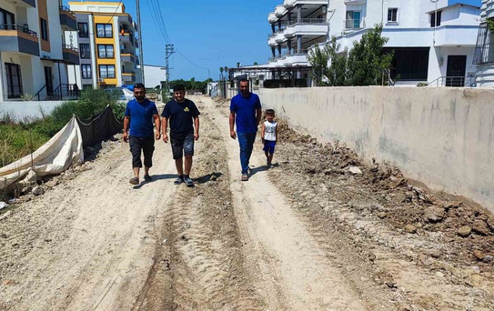 ASKİ yapmayınca, vatandaşlar kanalizasyon hattını kendi imkanlarıyla döşedi