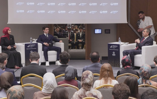 Bakan Tekin: Sınav sisteminde değişiklik yok, sorular yeni müfredata göre olacak
