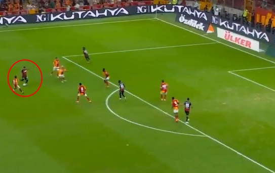Galatasaray'a soğuk duş! 2 dakikada 2 gol geldi, taraftarlar delirdi