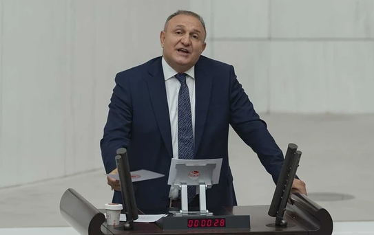 İYİ Parti'den istifa etti, AK Parti'ye geçiyor