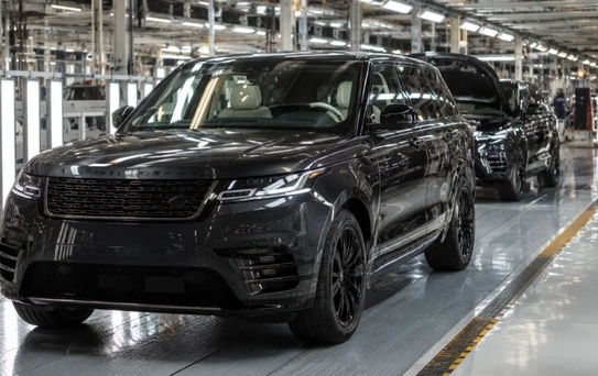 JLR'nin Satışları Düşüyor, Karı Azalıyor