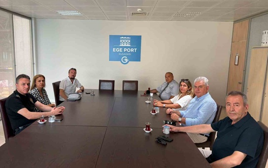 Kuşadası Limanı’nda 'indi-bindi' krizi: Sektör temsilcilerinden yeni uygulamaya tepki