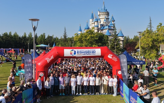 Eskişehir Yarı Maratonu Büyük Coşkuyla Tamamlandı