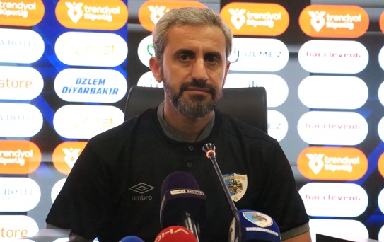 Amed, Erzurumspor'u 3-0 Yendi
