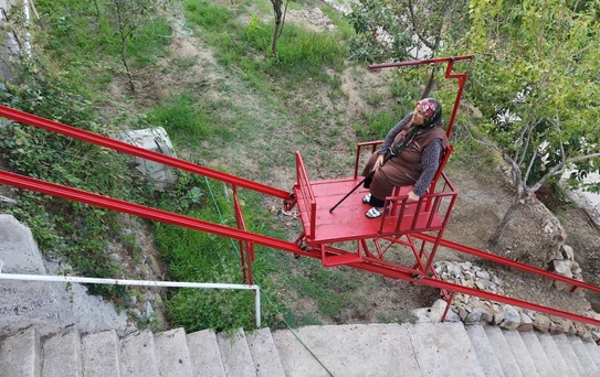 Emekli, Eşi İçin Asansör Yaptı