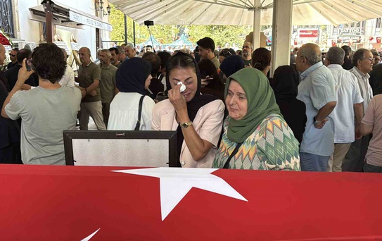 Eski Kocaeli Milletvekili Azize Sibel Gönül son yolculuğuna uğurlandı